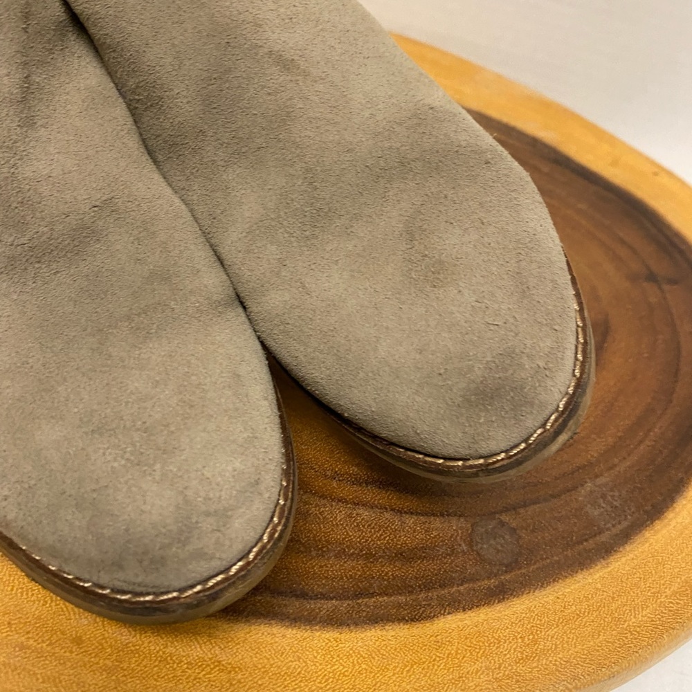 Toms Leather Rustic Distressed Silver Accent Slip On Booties - Picture 4 of 10